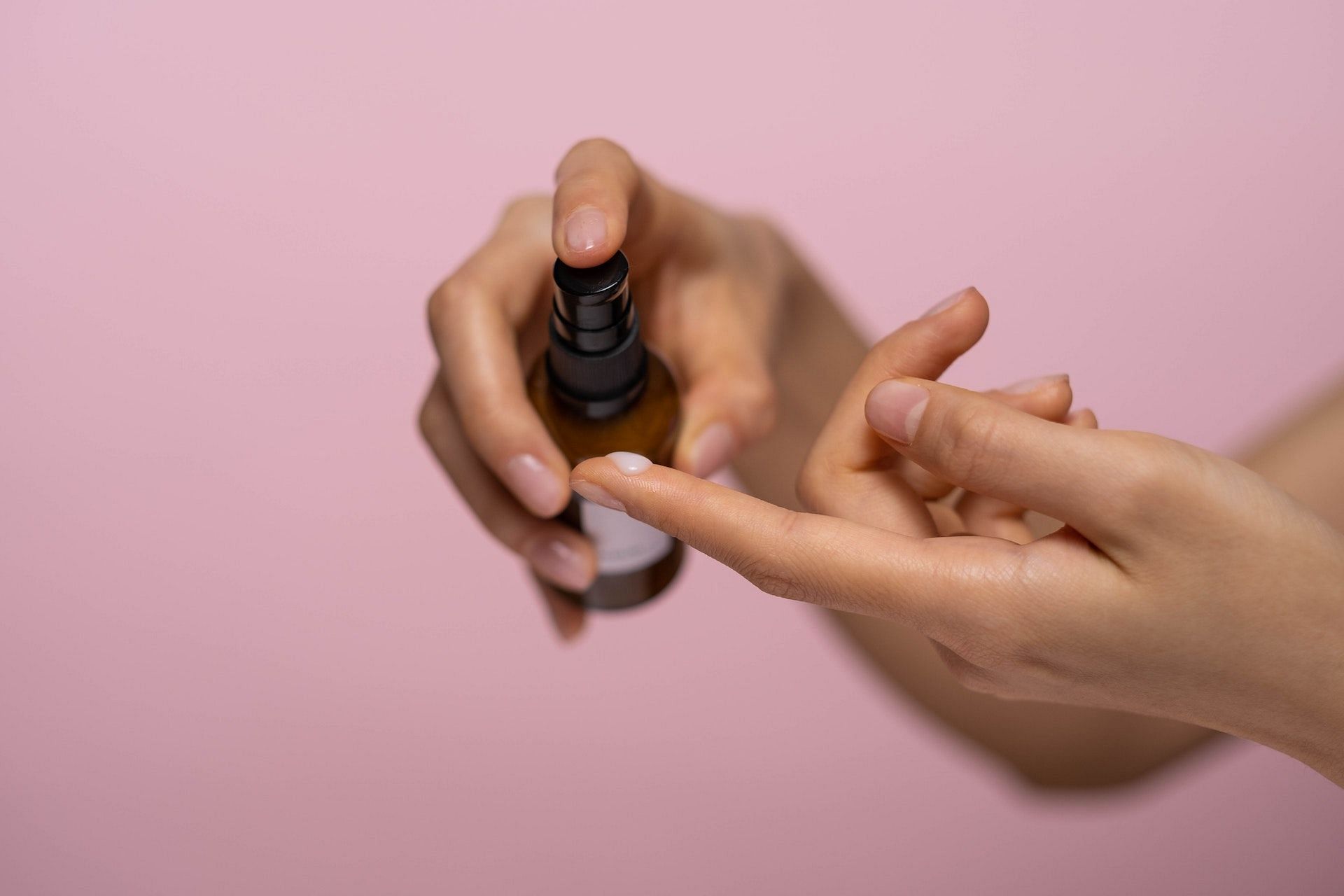 Vitamin C is an antioxidant. (Photo via Pexels/Ron Lach)